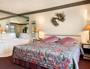 Travelstar Inn & Suites Colorado Springs Pokój zdjęcie
