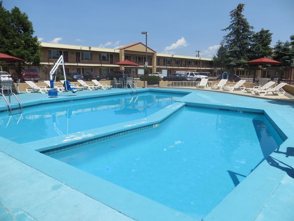 Travelstar Inn & Suites Colorado Springs Zewnętrze zdjęcie