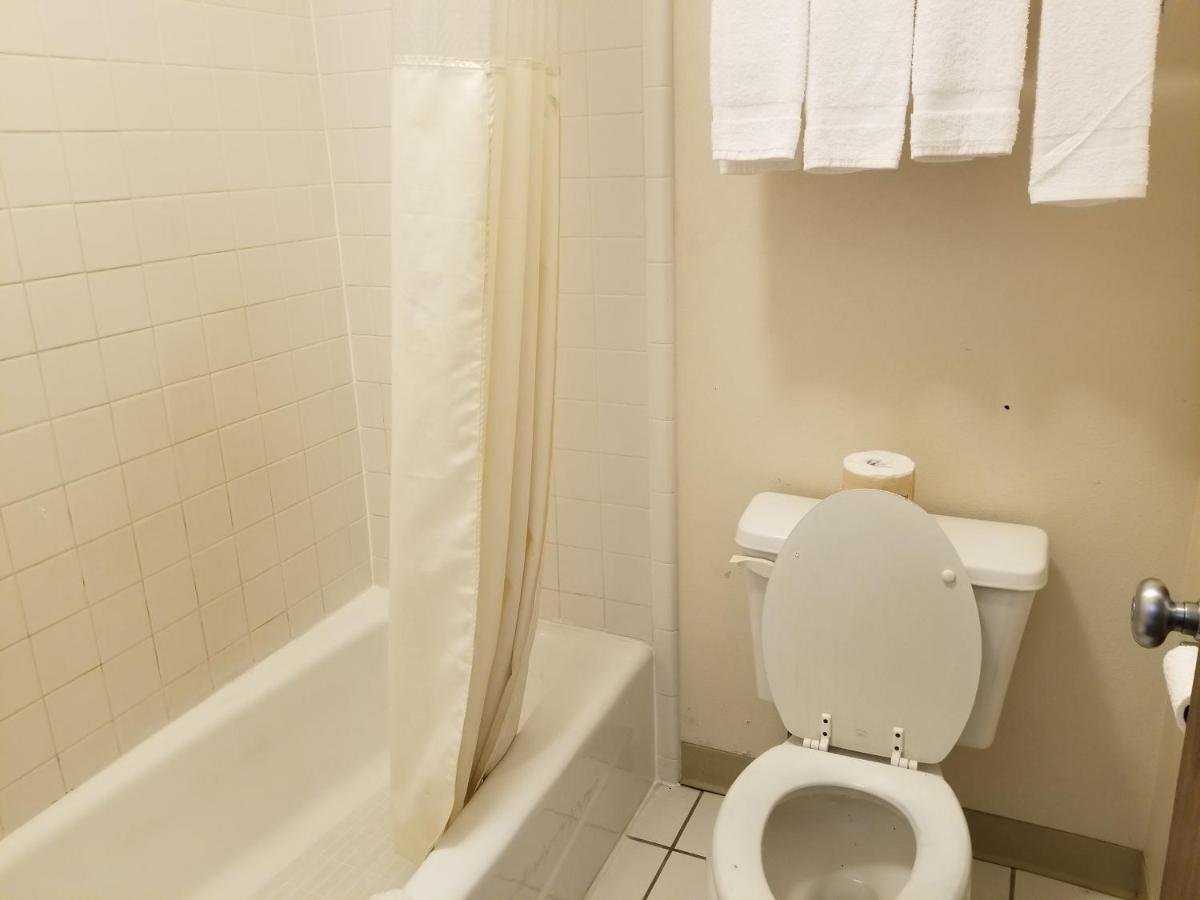 Travelstar Inn & Suites Colorado Springs Zewnętrze zdjęcie